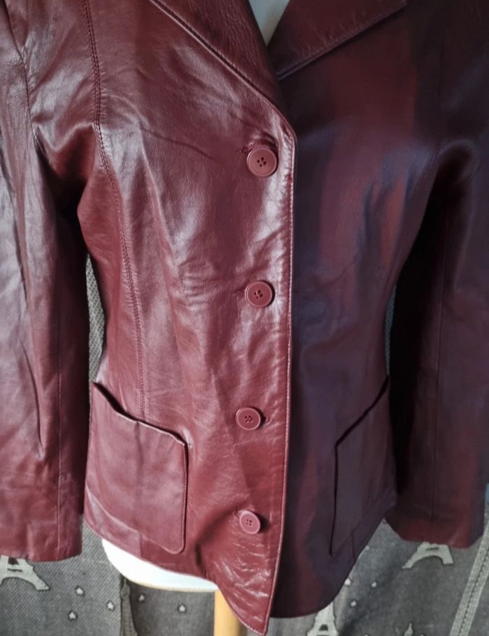 Veste cuir véritable couleur prune taille 40 - photo numéro 2