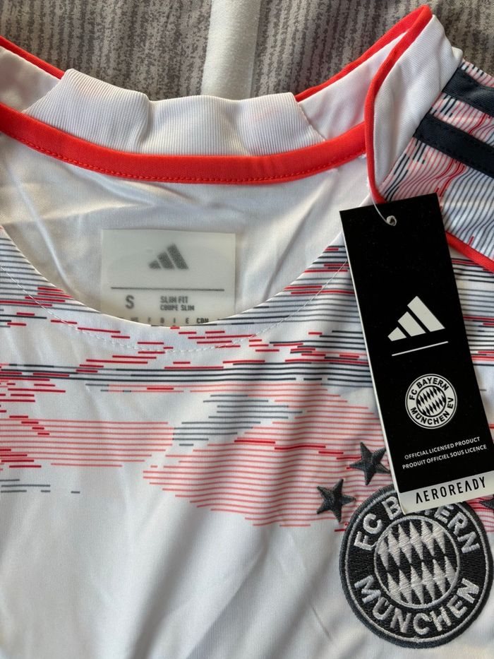 Maillot du Bayern Munich ⭐️ Taille S - photo numéro 5