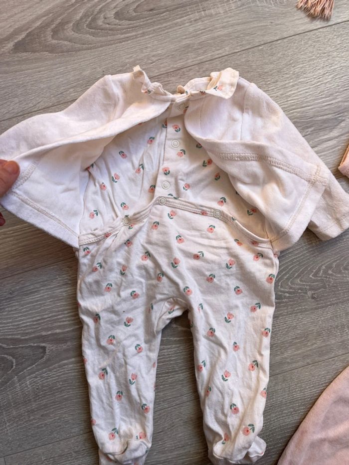 Lot de 2 pyjamas 1 velour et 1 coton bébé fille 3 mois - photo numéro 3