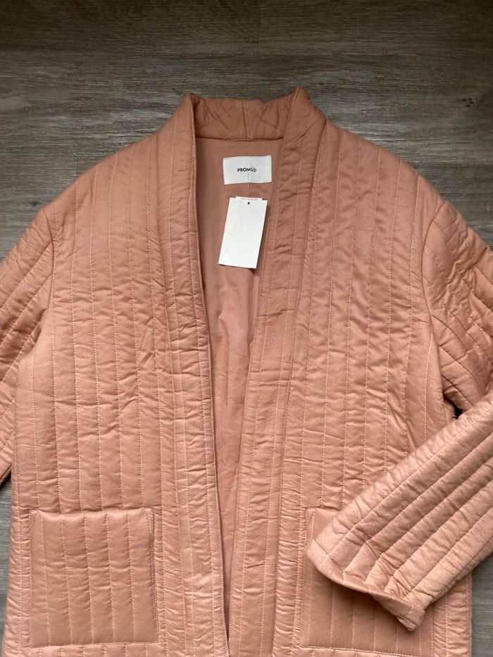 Manteau  veste matelassée Promod rose taille M