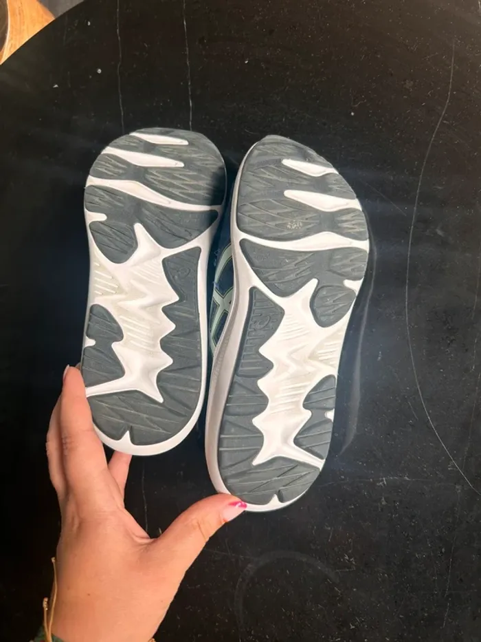 Chaussure 32,5 - photo numéro 4