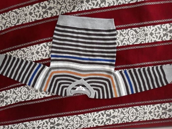 Pull en laine fin taille 3 ans