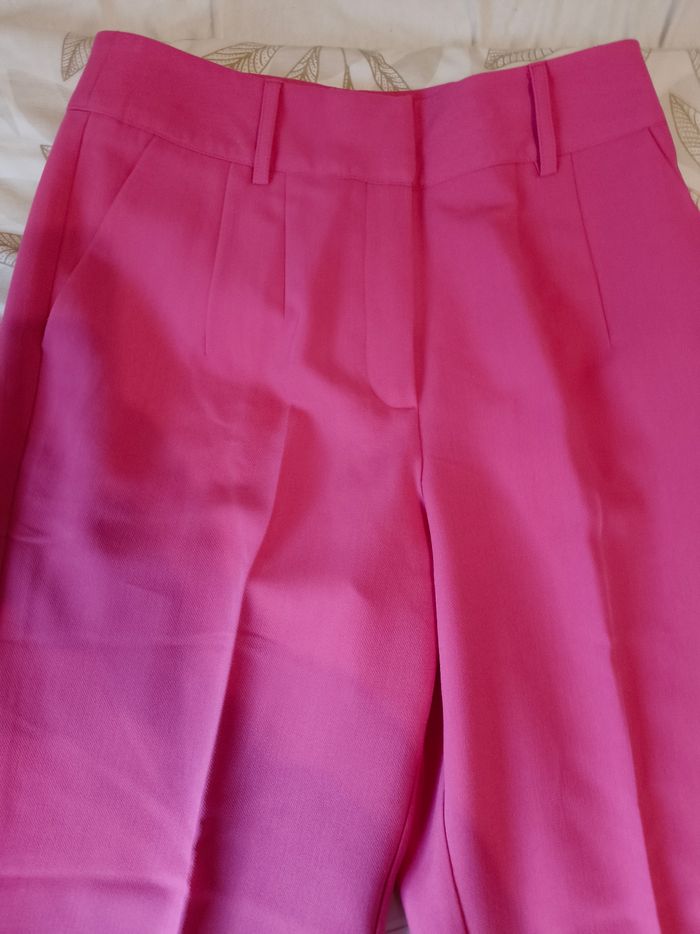 Pantalon Kiabi rose fushia M - photo numéro 2