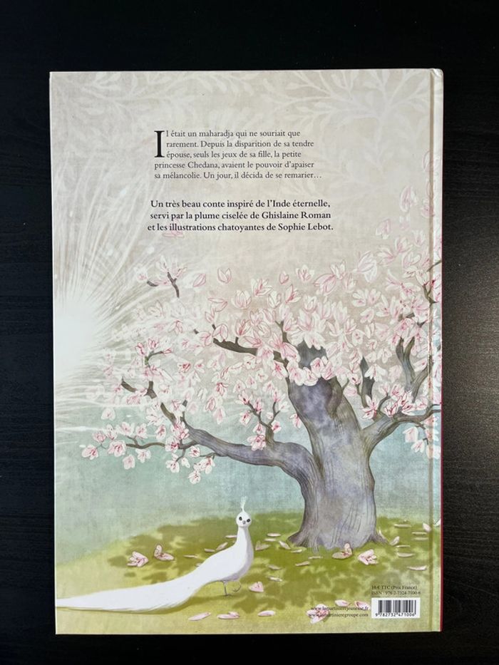 La princesse à la plume blanche - photo numéro 2