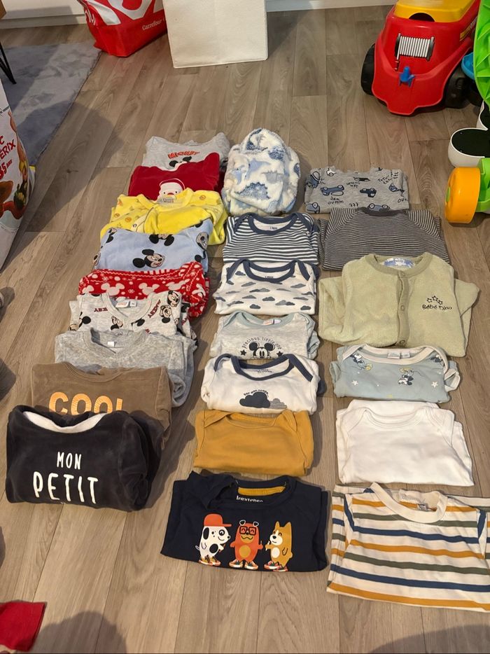 Lot de vêtement en taille 3 mois - photo numéro 3