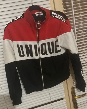 Sweat unique