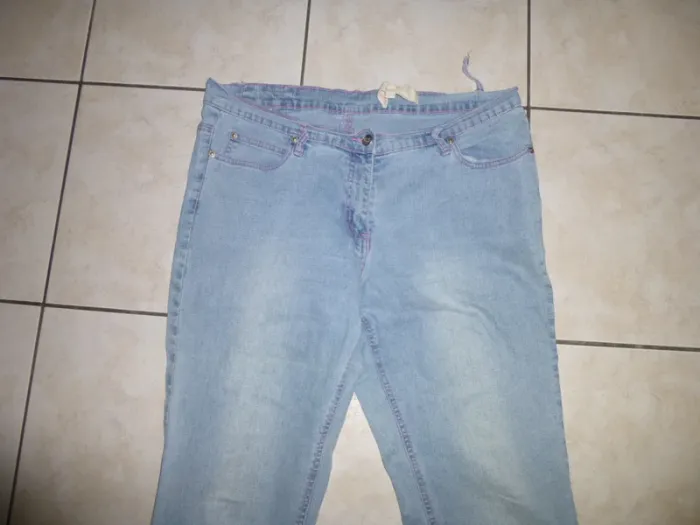 pantalon jean à revers bleu clair BASIC one taille 44 - photo numéro 2