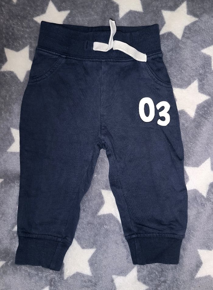 Pantalons - photo numéro 3