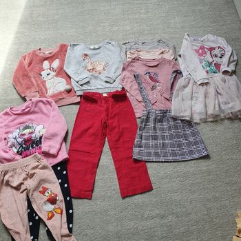 Lot vêtements fille 3-4 ans