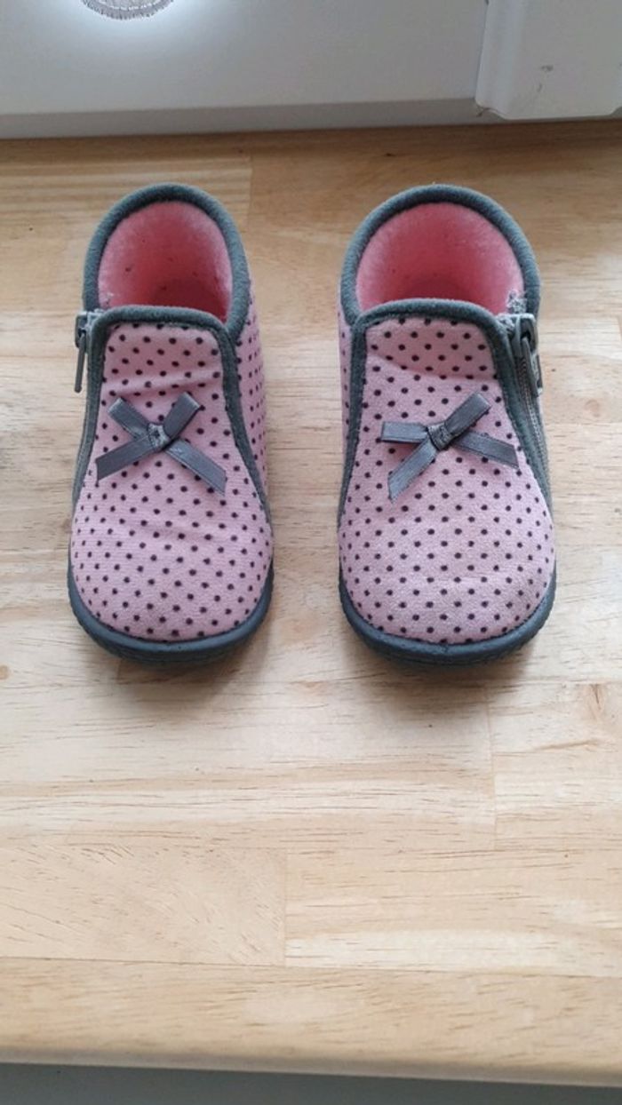 Pantoufles Pointure 20