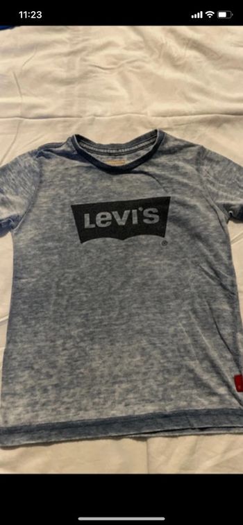 T shirt Levis
