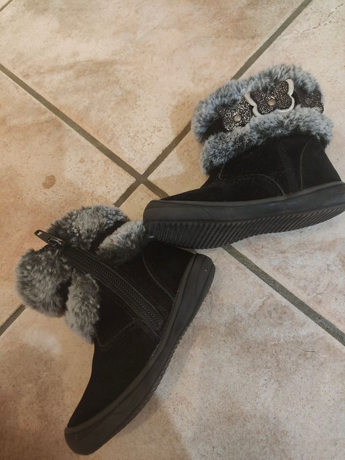 Bottine fille en parfait état taille 21 - photo numéro 4