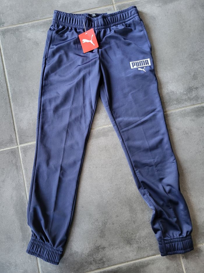 Jogging garçon Puma neuf avec étiquette 🏷