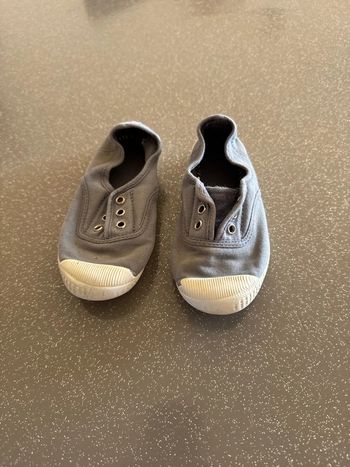 Tennis bleue t27