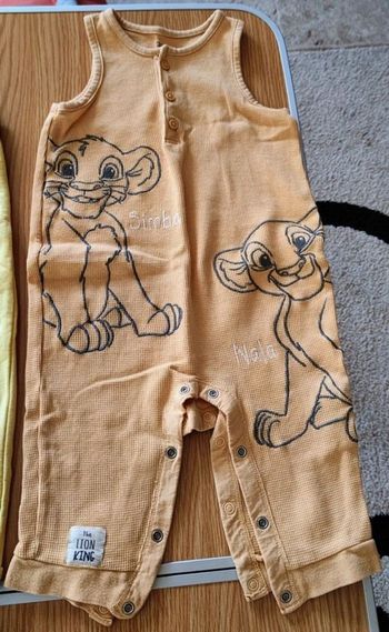Salopette 🌈 le roi lion 🦁 Simba 9 à 12 mois 🧸