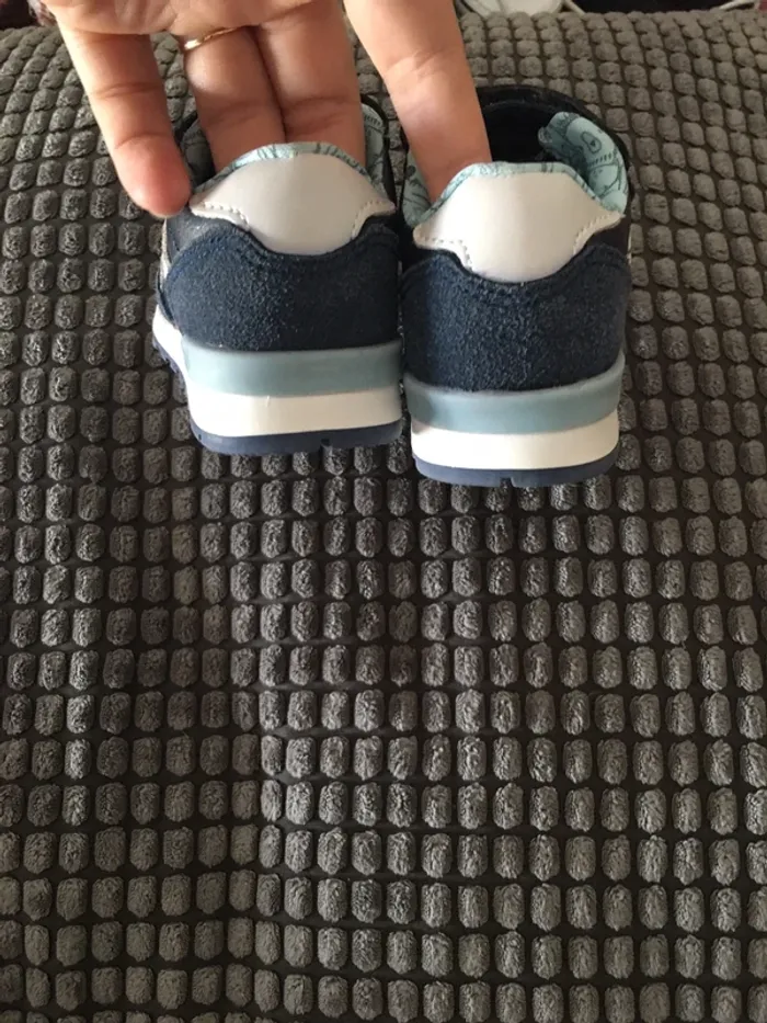 Basket bleue vertbaudet bébé garçon T.20 - photo numéro 3