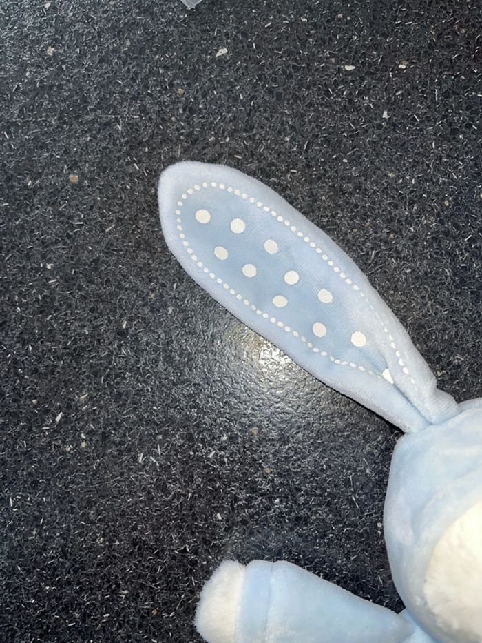 Doudou ours lapin blanc bleu peluche étoiles lune phosphorescent - photo numéro 5