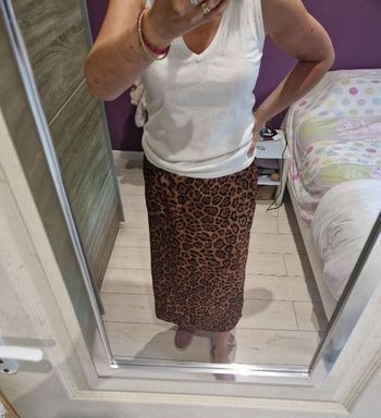 Magnifique jupe motif léopard taille 38 H&M neuve avec étiquette