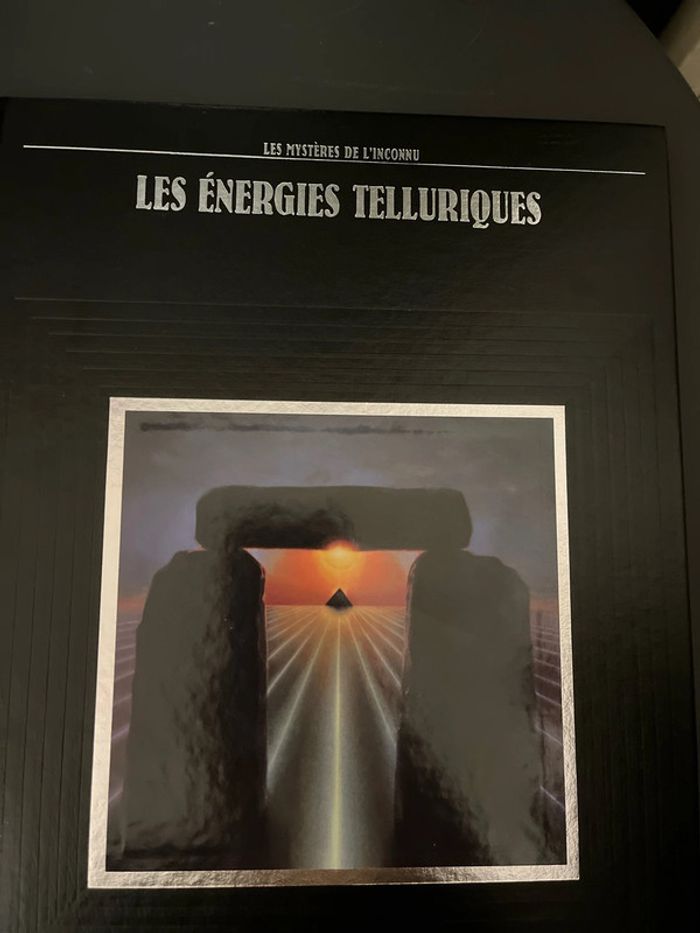 Attention à ne pas mettre entre toutes les mains ! 3 livres ésotériques - photo numéro 15