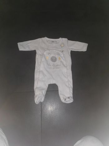 Très beau pyjama 1 mois Gémo