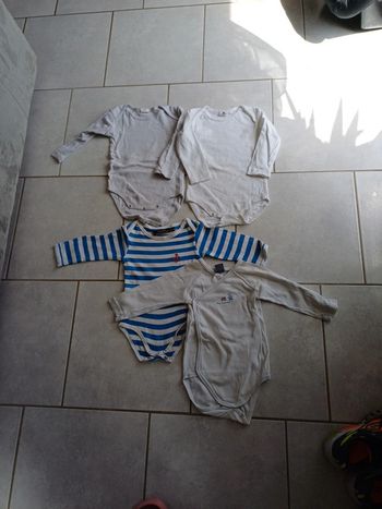 Bodies 12 mois