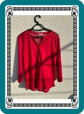 Chemise rouge