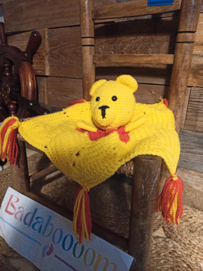Doudou ours fait main tricoter Winnie tbe - photo numéro 2