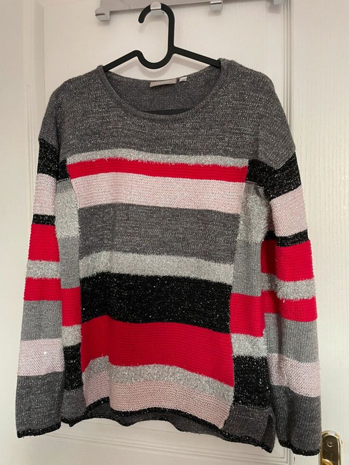 Pull pour les fêtes gris argenté rouge blanc taille XS