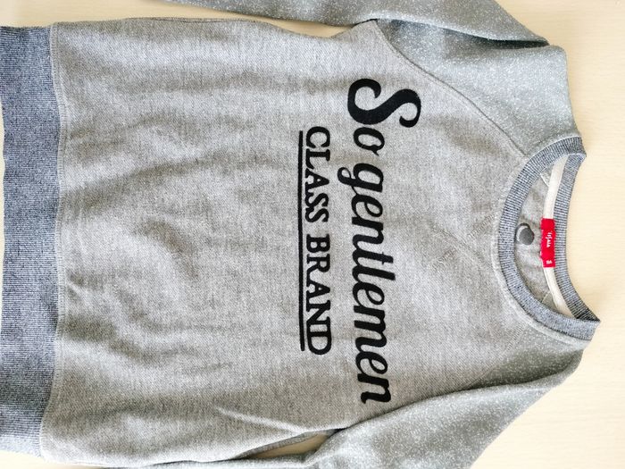 Pull garçon 10 ans