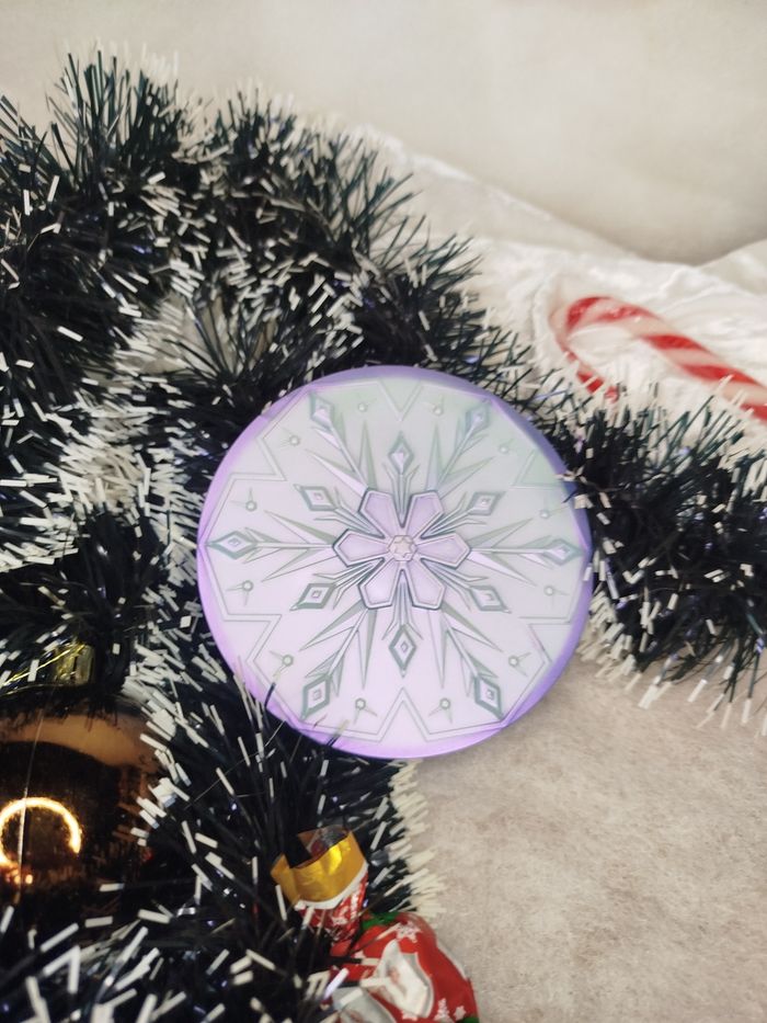 Socle lumineux pour poupée la reine des neiges