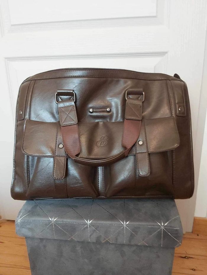 Sac de voyage en cuir