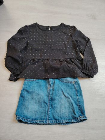 Tenue chemise jupe en jean