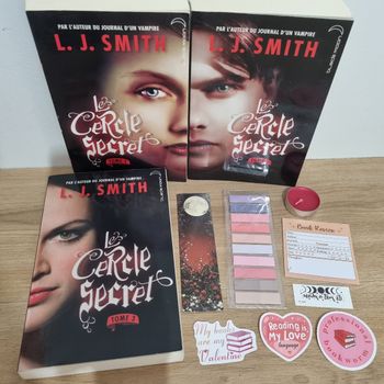 3 tomes le cercle secret + Goodies 