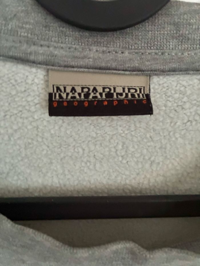 Pull napapijri - photo numéro 2