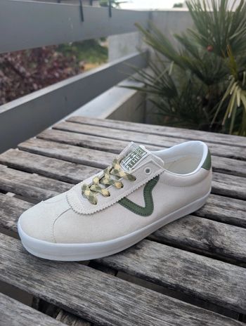 Sneakers Vans Sport Low chaussures de Skate taille 40½ unisexe homme femme