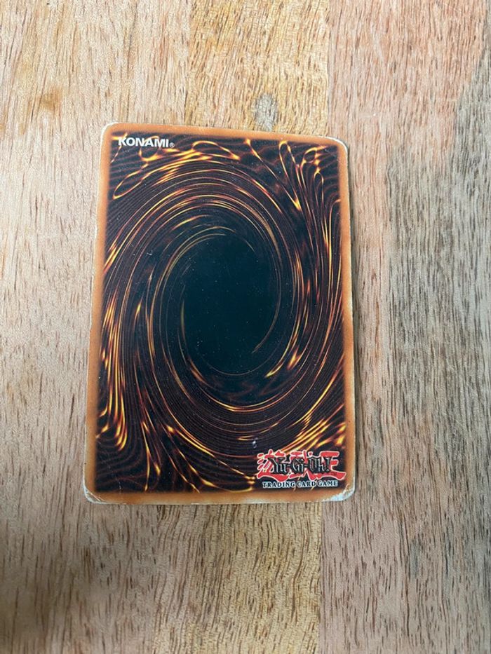 Carte Yu-Gi-Oh! Maison du ruban adhésif MDM-F064 1ère édition 1996 - photo numéro 2
