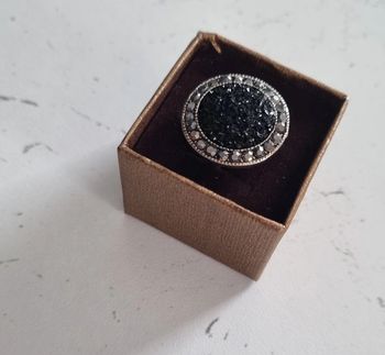 Bague fantaisie noire