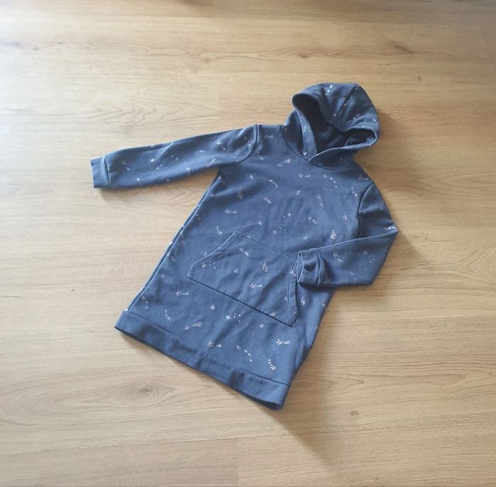 🩷 Robe à capuche 4 ans Gémo #emyfleury_4ansfille - photo numéro 3