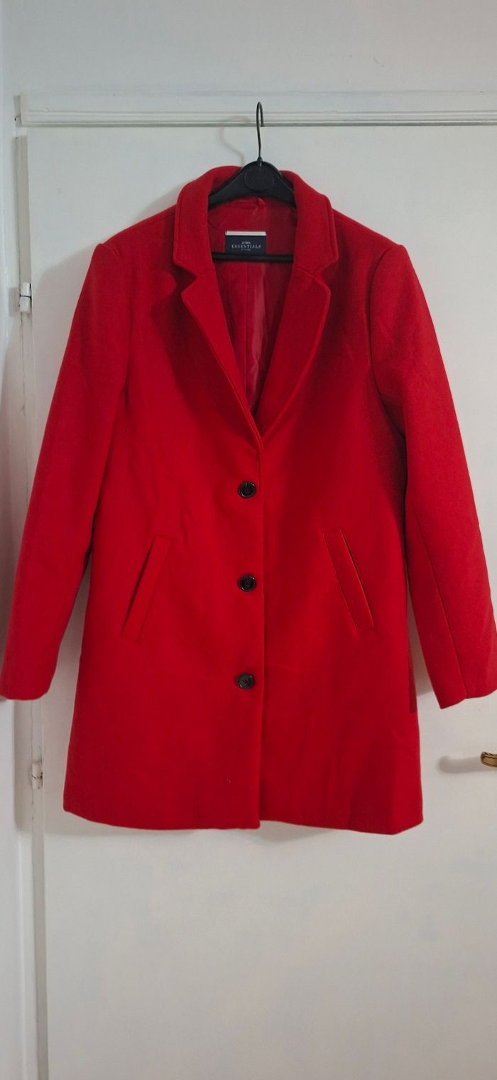 Manteau rouge - photo numéro 5