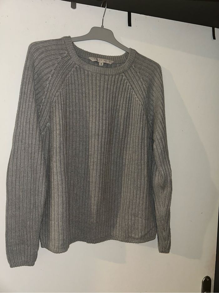 Pull gris