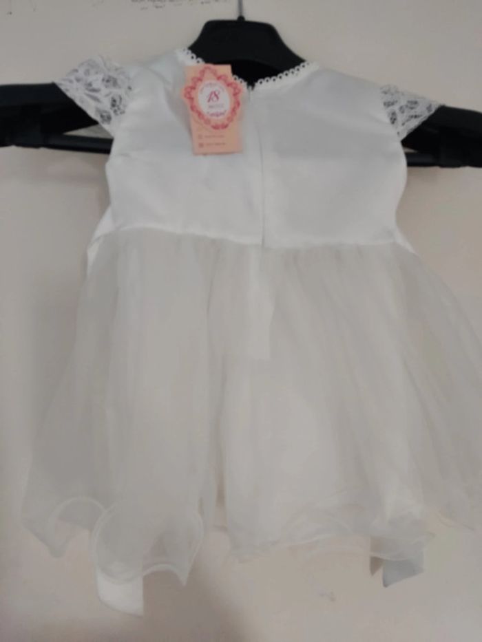 Robe de mariage enfants - photo numéro 2