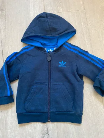 Gilet à capuche Adidas 9 mois