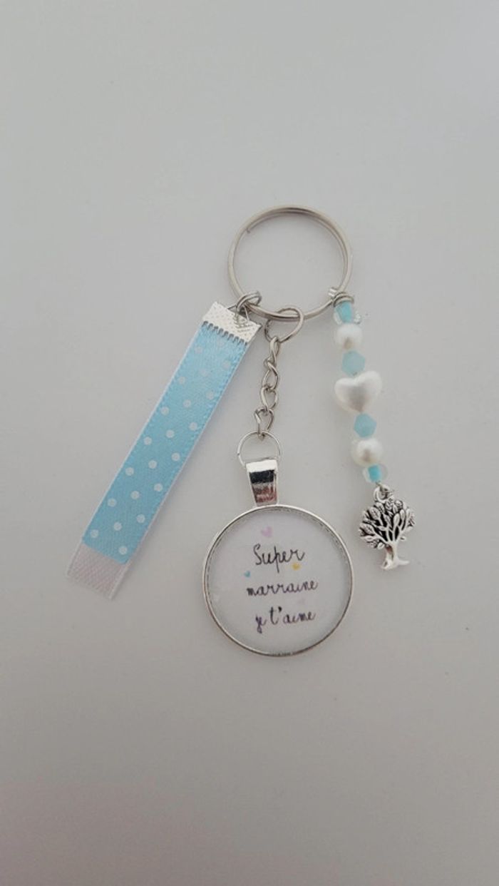 Cadeau marraine, porte clé message bijoux de sac " super marraine je t'aime "