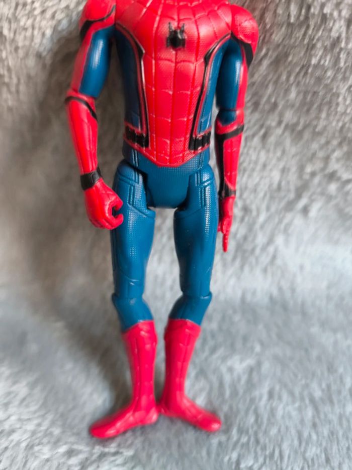 Figurine spiderman marvel - photo numéro 3