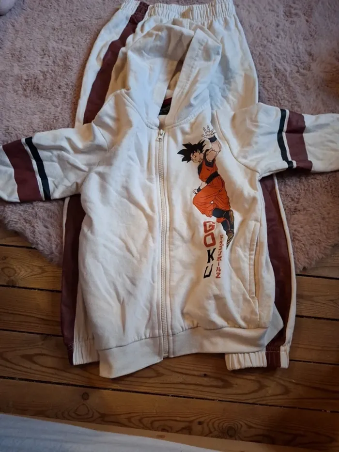 Ensemble dragon ball z taille 8 ans - photo numéro 3