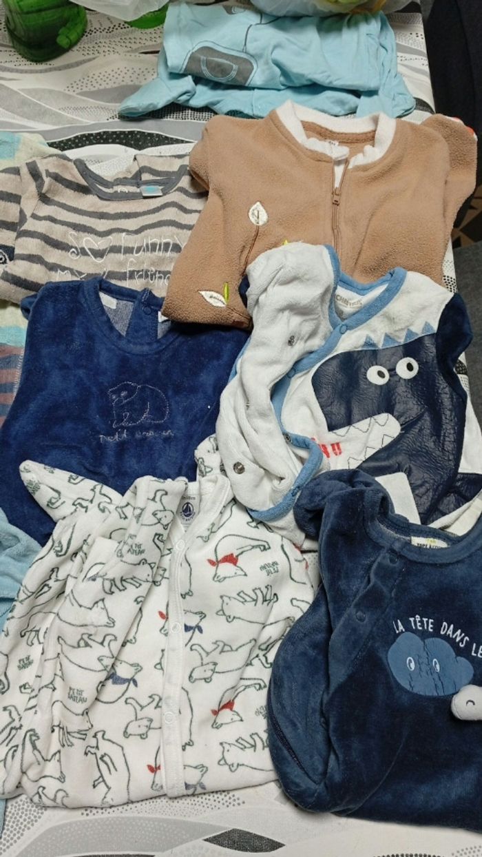 Lot pyjamas - photo numéro 2