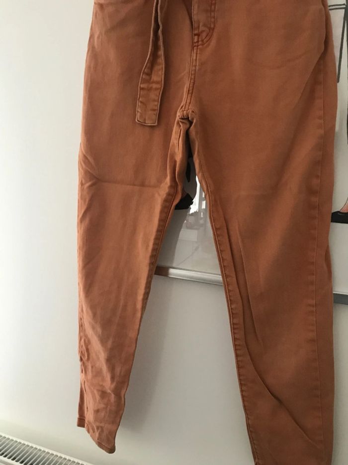 Jean carotte taille haute Bershka 36 - photo numéro 4