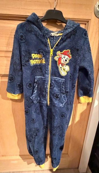 🐾 Combinaison polaire Pat’ Patrouille – Taille 4 ans – Très bon état 🐾