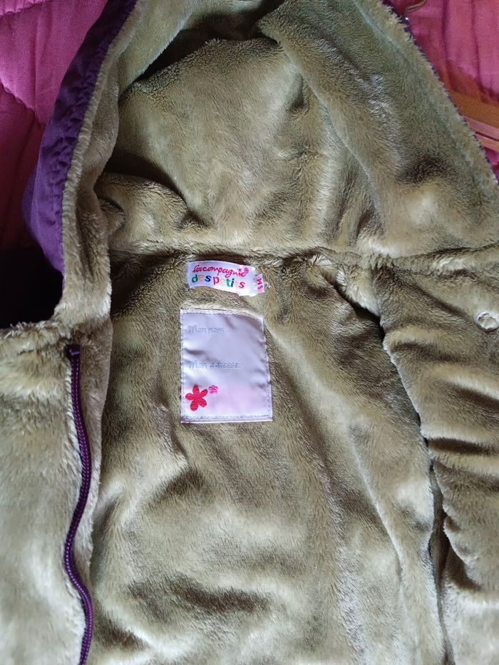Manteau violet  doublé  9 mois - photo numéro 4