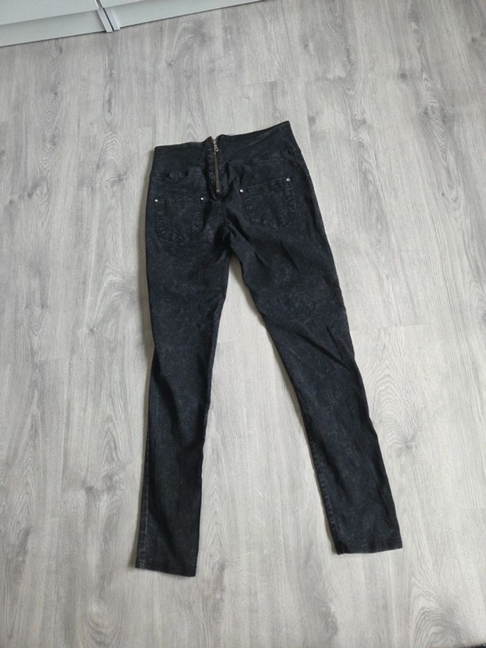 Jean noir taille L - avec zip arrière tendance - photo numéro 6